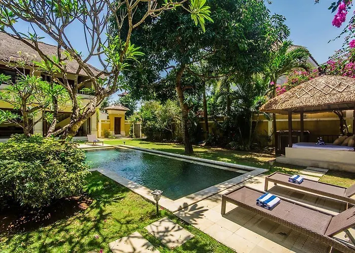 Bugis Villa